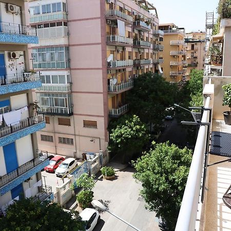 La Casa Del Maggiore, Tra Mare E Centro Apartment Palermo Exterior foto