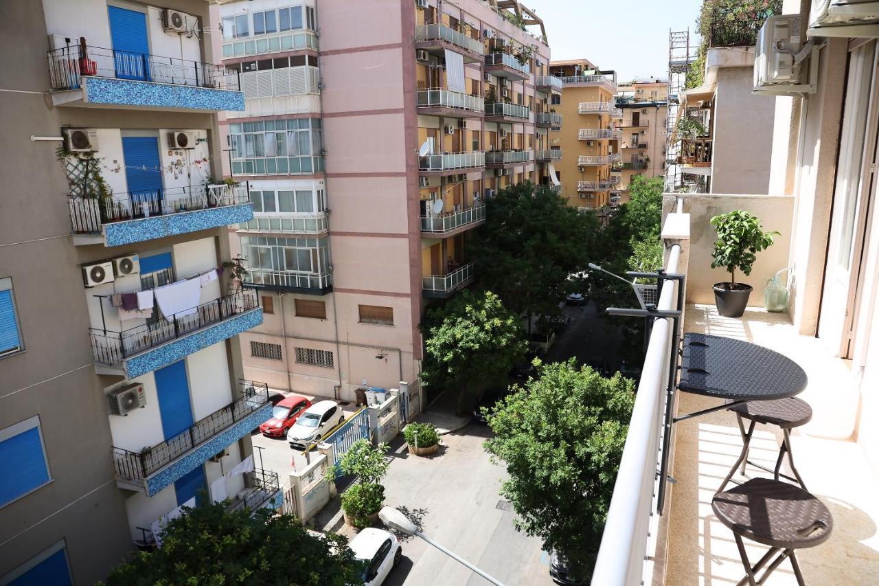 La Casa Del Maggiore, Tra Mare E Centro Apartment Palermo Exterior foto